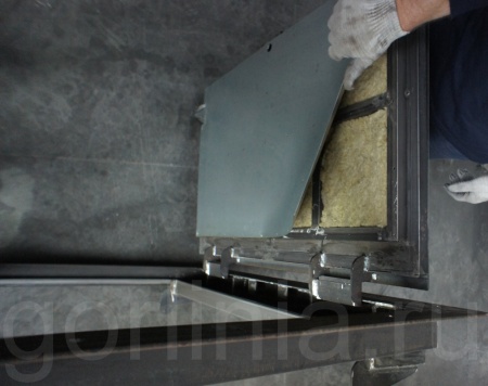 Напольный люк Стелс-У 800*800 уголок утепленный модель Напольный люк Стелс-У 800*800 уголок утепленный образец